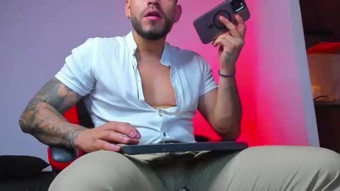 Angel Dimitri online show from December 21, 2025, 4:41 am