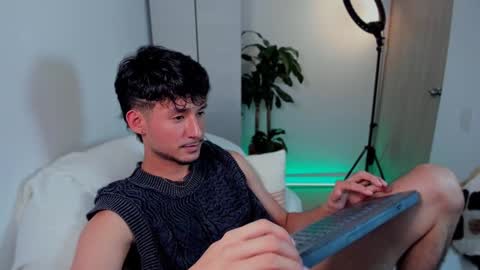 Fabian online show from January 29, 2025, 2:40 am