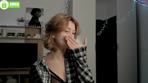 Snapshot of din_star chatting on December 19, 2024, 7:40 am Dina online show from December 19, 2024, 7:40 am