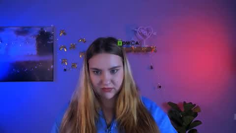 Snapshot of dina_bloom chatting on January 7, 2026, 9:45 am dina_bloom online show from January 7, 2026, 9:45 am