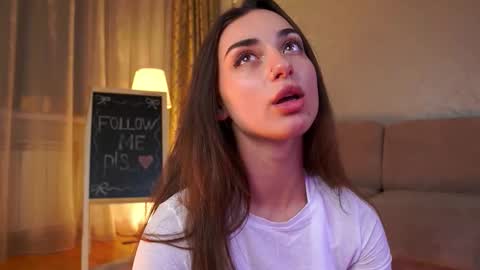 Dina and ill be glad to be here with you follow to me  online show from February 17, 2026, 1:18 pm