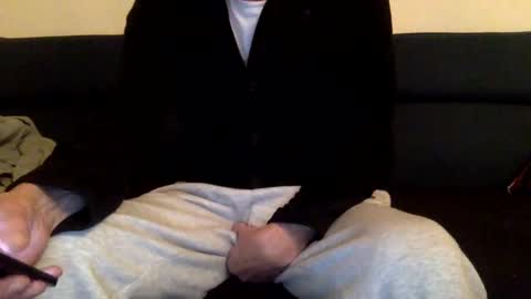 Snapshot of dinnerout1111 chatting on January 7, 2025, 6:03 pm dinnerout1111 online show from January 7, 2025, 6:03 pm