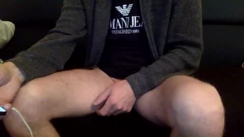 Snapshot of dinnerout1111 chatting on January 22, 2025, 10:37 pm dinnerout1111 online show from January 22, 2025, 10:37 pm