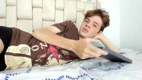 apollo online show from October 12, 2025, 1:21 pm