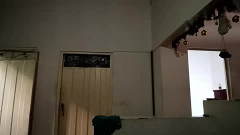 diora_squirt_juicy online show from December 5, 2025, 2:14 pm