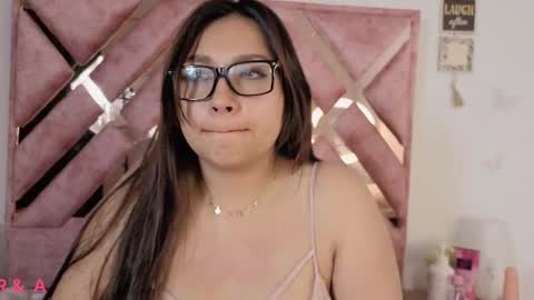 Snapshot of diosa_afrodita24 chatting on October 7, 2025, 2:53 am DIOSA AFRODITA 24 NEW VIDEOS HERE LOVES online show from October 7, 2025, 2:53 am