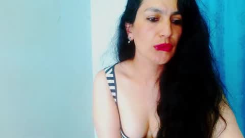diosa_gil online show from April 11, 2026, 1:43 am