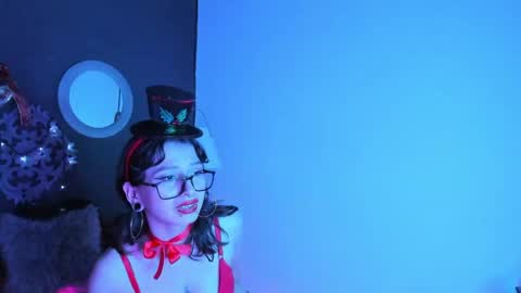 diosadelamor01 online show from December 12, 2024, 11:03 pm