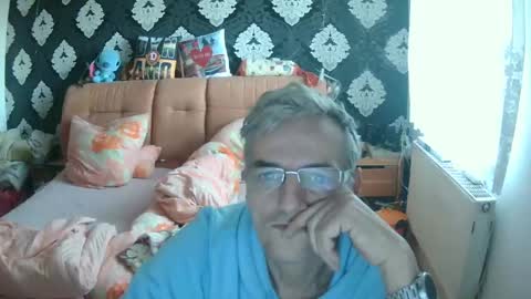 Snapshot of dirk6873 chatting on December 27, 2024, 9:28 am Adam Carla online show from December 27, 2024, 9:28 am