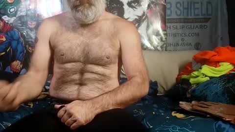 dirtmcgirt82 online show from January 7, 2025, 6:35 pm