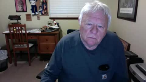 dirtrider195080438 online show from May 20, 2026, 3:24 am