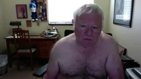 dirtrider195080438 online show from May 30, 2026, 2:58 pm