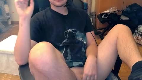 Snapshot of dirty_fun_boy chatting on December 4, 2024, 8:12 am dirty_fun_boy online show from December 4, 2024, 8:12 am