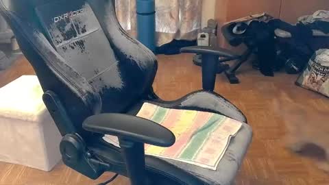 Snapshot of dirty_fun_boy chatting on December 6, 2024, 12:05 pm dirty_fun_boy online show from December 6, 2024, 12:05 pm