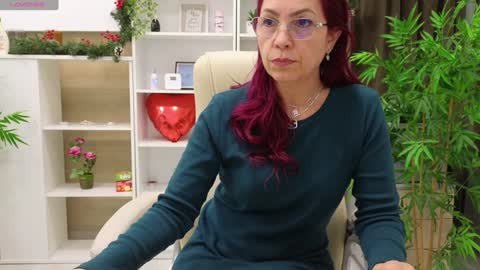 dirty_mature online show from December 30, 2024, 11:26 am