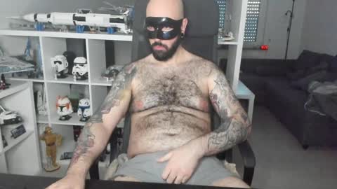 Robert online show from January 13, 2025, 3:26 pm