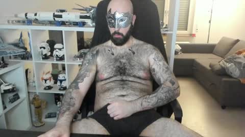 Robert online show from February 2, 2025, 12:30 am