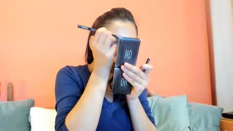 Dirtybeya online show from October 8, 2025, 7:44 pm