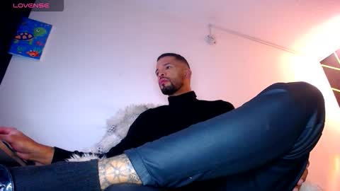 Snapshot of dirtybhot chatting on February 22, 2026, 3:51 am I just want to be happy online show from February 22, 2026, 3:51 am