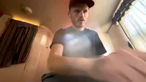 Justin Robinson online show from December 19, 2024, 5:40 pm