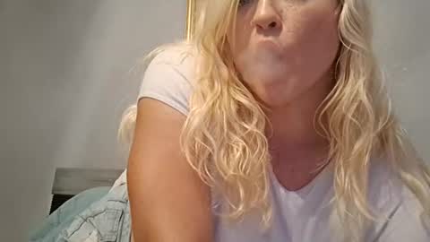 Daisy Wylde online show from June 29, 2026, 1:01 am