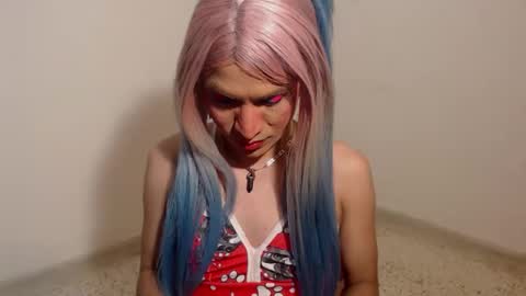 Snapshot of dirtydanezka chatting on November 28, 2025, 9:01 am dirtydanezka online show from November 28, 2025, 9:01 am