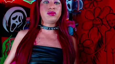 Snapshot of dirtydanezka chatting on April 8, 2026, 8:25 am dirtydanezka online show from April 8, 2026, 8:25 am