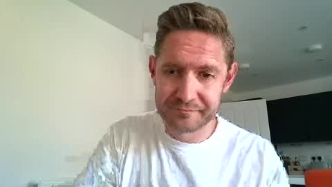 Snapshot of dirtylondon729 chatting on June 23, 2026, 11:08 am Exhibitionist Ben online show from June 23, 2026, 11:08 am