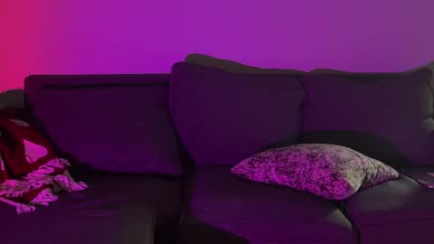 dirtysinsxoxo online show from May 26, 2026, 10:17 pm