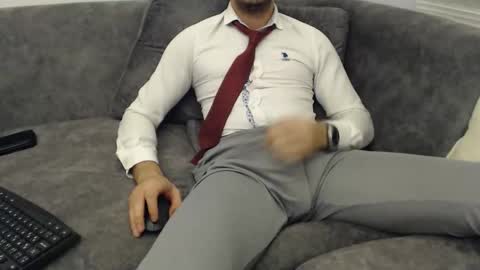 dirtyybooyy77 online show from February 25, 2026, 11:14 pm