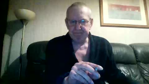 Snapshot of discovery63 chatting on December 18, 2024, 4:39 pm discovery63 online show from December 18, 2024, 4:39 pm