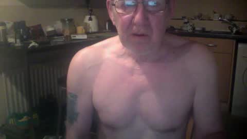 Snapshot of discovery63 chatting on December 22, 2024, 5:10 pm discovery63 online show from December 22, 2024, 5:10 pm