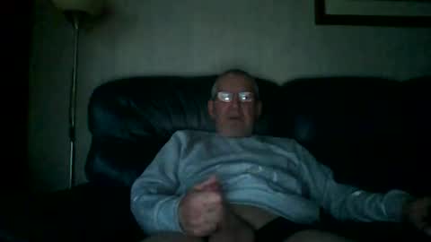 Snapshot of discovery63 chatting on December 23, 2024, 3:44 pm discovery63 online show from December 23, 2024, 3:44 pm