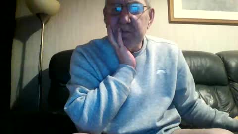 Snapshot of discovery63 chatting on December 29, 2024, 5:12 pm discovery63 online show from December 29, 2024, 5:12 pm