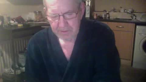 Snapshot of discovery63 chatting on January 18, 2025, 5:37 pm discovery63 online show from January 18, 2025, 5:37 pm