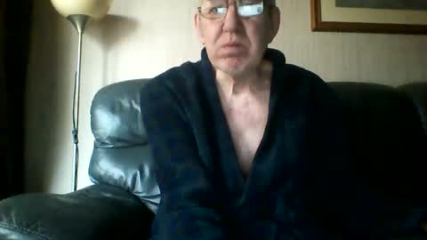 Snapshot of discovery63 chatting on January 21, 2025, 12:07 pm discovery63 online show from January 21, 2025, 12:07 pm