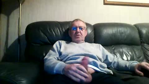 Snapshot of discovery63 chatting on February 2, 2025, 6:10 pm discovery63 online show from February 2, 2025, 6:10 pm