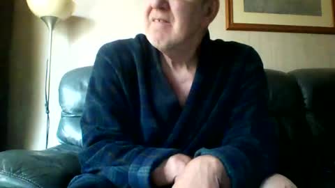 Snapshot of discovery63 chatting on February 23, 2025, 11:11 am discovery63 online show from February 23, 2025, 11:11 am