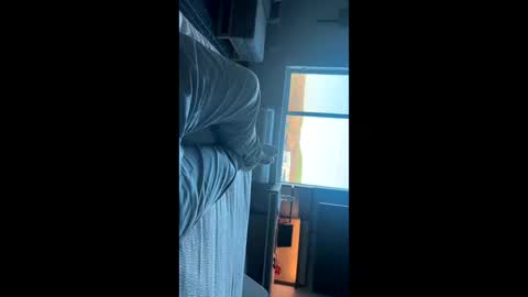 ClosetedDiscreetXec online show from November 12, 2025, 9:14 pm