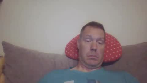 disney0988 online show from October 23, 2025, 4:45 am