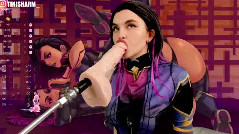 Tini online show from February 26, 2025, 7:38 pm