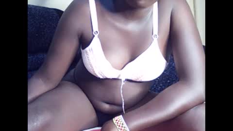 Snapshot of divineassgoddess chatting on December 23, 2025, 12:30 am divineassgoddess online show from December 23, 2025, 12:30 am