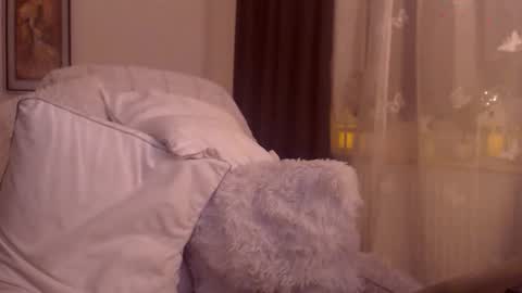 Snapshot of divineblond chatting on March 9, 2026, 10:03 pm Alexxa online show from March 9, 2026, 10:03 pm