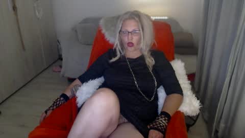 Alexxa online show from May 20, 2026, 12:17 am