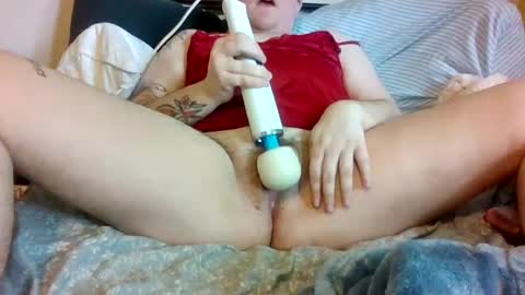 Snapshot of divinecherrypie chatting on June 18, 2026, 7:18 pm divinecherrypie online show from June 18, 2026, 7:18 pm
