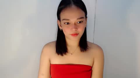 Crystal mae online show from April 26, 2026, 2:04 pm