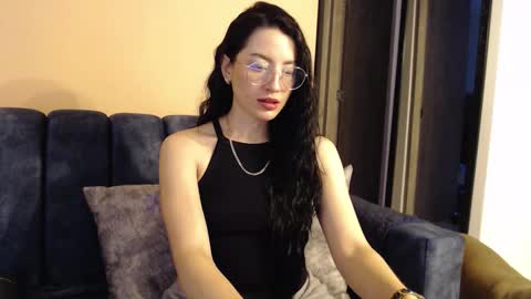 Hera online show from March 27, 2026, 11:10 am