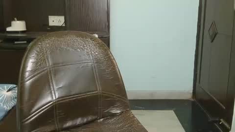 divyakhan online show from September 23, 2025, 4:15 am