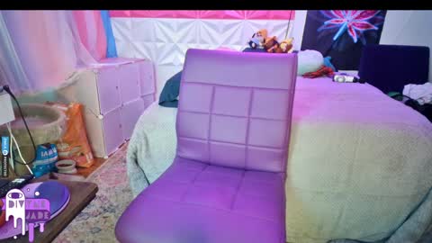 Jade Divyne online show from December 15, 2024, 8:15 pm