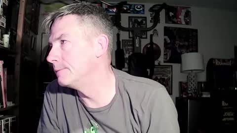 Snapshot of dix_handley_50 chatting on February 13, 2025, 12:32 pm dix_handley_50 online show from February 13, 2025, 12:32 pm